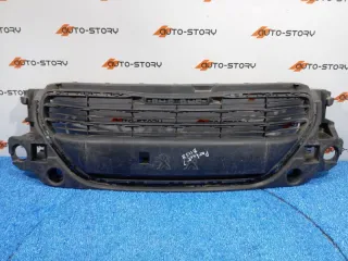 9676946780 Решетка в бампер центральная Peugeot 301 Арт 2-635039