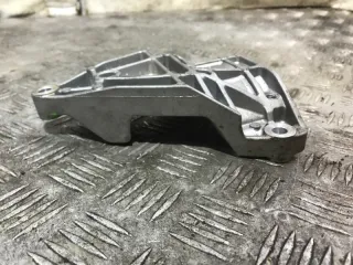 55577158 Кронштейн компрессора кондиционера Chevrolet Cruze J300 Арт 2-644777, вид 3