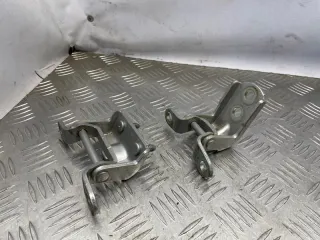 824002Y90A Петля двери Nissan X-Trail T31 Арт 2-651916, вид 1