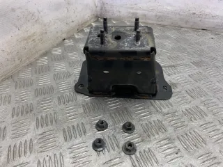 62210JN00A Кронштейн усилителя бампера переднего (домик) Nissan Teana J32 Арт 2-652268, вид 1