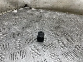 9008054034 Отбойник капота Pontiac Vibe 1 Арт 2-655014, вид 5