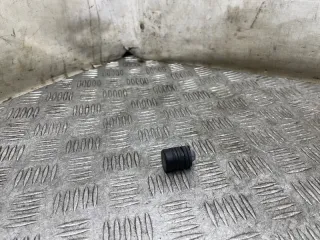 9008054034 Отбойник капота Toyota Corolla E120 Арт 2-655015, вид 4