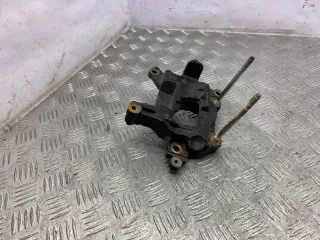 8843133050 Кронштейн компрессора кондиционера Toyota Camry XV30 Арт 2-656265, вид 2