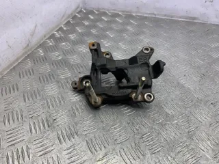 8843133050 Кронштейн компрессора кондиционера Toyota Camry XV30 Арт 2-656265, вид 3