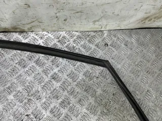 6814133090 Уплотнитель стекла Toyota Camry XV30 Арт 2-656828, вид 4