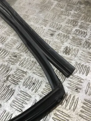 6814133090 Уплотнитель стекла Toyota Camry XV30 Арт 2-656938, вид 7