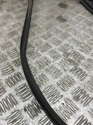 6814133090 Уплотнитель стекла Toyota Camry XV30 Арт 2-656938, вид 8