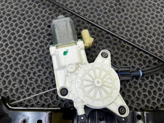68030718AA Стеклоподъемник Chrysler Voyager 5 Арт 2-660372, вид 4