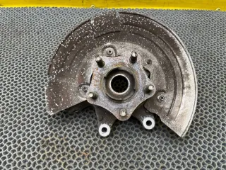 C2P12735 Кулак Jaguar XF 250 Арт 2-664053, вид 1
