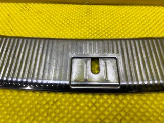 7L6863459H8Z8 Накладка двери (крышки) багажника Volkswagen Touareg 1 Арт 2-668975, вид 4