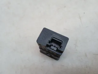 YUK100290LNF Кнопка (выключатель) Land Rover Freelander 1 Арт 2-670399, вид 5