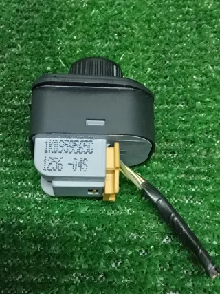 1K0959565J Джойстик регулировки зеркал Volkswagen Jetta 5 Арт 2-675775, вид 3
