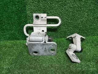 3C8833411B Петля двери (комплект) Volkswagen Passat B7 Арт 2-676037, вид 3