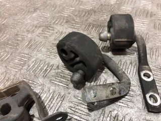 1756531040 Крепление глушителя Toyota Camry XV30 Арт 2-681027, вид 4