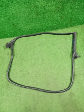 8T8831707C Уплотнитель резинка Audi A5 (S5,RS5) 1 Арт 2-682540, вид 1