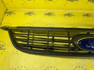 8M51-8200 Решетка радиатора Ford Focus 1 Арт 2-693385, вид 3
