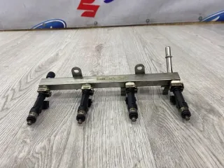 55565971 Топливная рампа Opel Astra J Арт 2-698760, вид 1