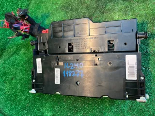 61138364530 Блок предохранителей BMW X3 E83 Арт 2-704889, вид 3
