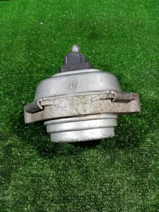 22113415176 Подушка крепления двигателя BMW X3 E83 Арт 2-704988, вид 3
