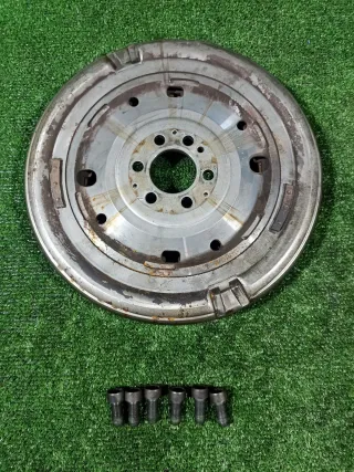 036105266D Маховик двухмассовый Volkswagen Golf 6 Арт 2-707842, вид 3