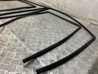6814148031 Уплотнитель стекла Lexus RX 3 Арт 2-710787, вид 5