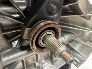 32000AF320 КПП механическая (МКПП) Subaru Forester SG Арт 2-717000, вид 8