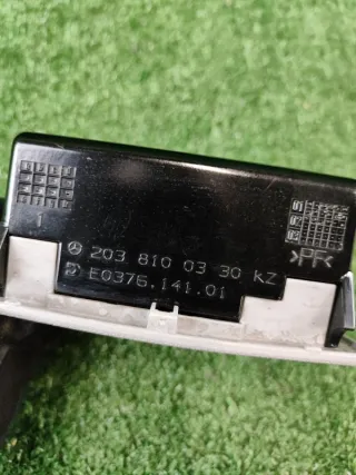 A2038100330 Пепельница задняя Mercedes C W203 Арт 2-720959, вид 9