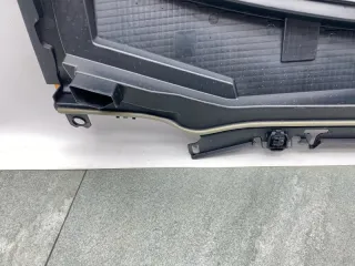 Жабо - решетка стеклоочистителей Mercedes CLA c118 2021г. A1778305800 - Фото 13