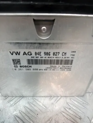 04E906027CM Блок управления двигателем Audi Q3 1 Арт 2-742245, вид 4