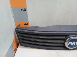 735395710 Решетка радиатора Fiat Albea Арт 2-753251, вид 2