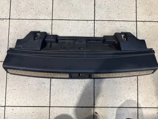95B864483J1E0 Накладка замка двери багажника Porsche Macan Арт 2-753692, вид 2