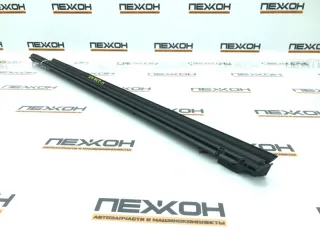 6817178011 Уплотнитель Lexus NX Арт 2-754427, вид 2