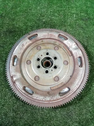 058105317F Маховик двухмассовый Audi A4 B7 Арт 2-754939