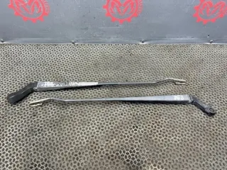 4717364AB Щеткодержатель (поводок стеклоочистителя, дворник) Chrysler Voyager 4 Арт 2-760345, вид 1