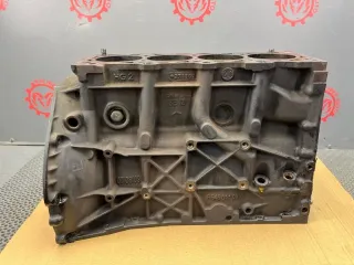 R6460110801 Блок двигателя Mercedes Vito W639 Арт 2-763937, вид 1