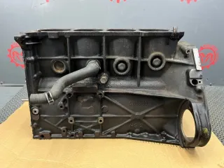 R6460110801 Блок двигателя Mercedes Vito W639 Арт 2-763937, вид 2