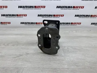 647201H010 Кронштейн усилителя бампера переднего (домик) Kia Ceed 1 Арт 2-775662, вид 3