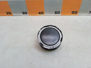 MN140559XA Дефлектор обдува салона Mitsubishi Colt 6 Арт 2-776799, вид 1