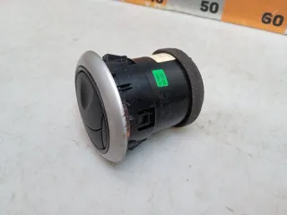 68761BH00A Дефлектор обдува салона Nissan Note E12 Арт 2-780877, вид 3