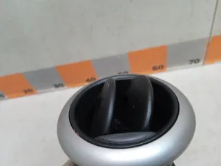 68761BH00A Дефлектор обдува салона Nissan Note E12 Арт 2-780877, вид 4