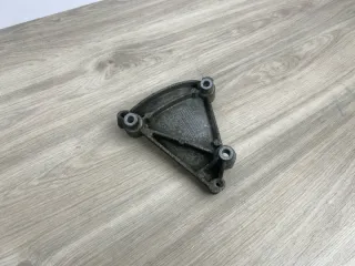 06E260835C Кронштейн компрессора кондиционера Audi A6 C6 (S6,RS6) Арт 2-781486, вид 14