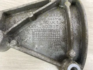 06E260835C Кронштейн компрессора кондиционера Audi A6 C6 (S6,RS6) Арт 2-781486, вид 17