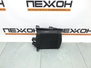 670035636 Радиатор интеркулера Maserati Levante Арт 2-785045