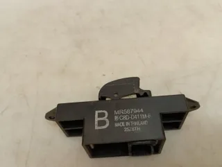 MR587944 Кнопка стеклоподъемника Mitsubishi Colt 6 Арт 2-810281, вид 7