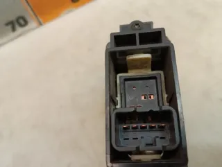 MR587944 Кнопка стеклоподъемника Mitsubishi Colt 6 Арт 2-810282, вид 6