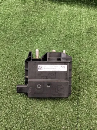 A0009068705 Клемма аккумулятора плюс Mercedes C W205 Арт 2-813646