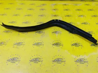 A2046280798 Уплотнитель капота Mercedes C W204 Арт 2-820672, вид 1