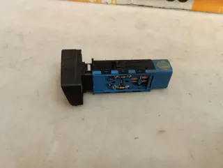 937002G000K2 Кнопка подогрева сидений Kia Magentis MG Арт 2-824774, вид 4