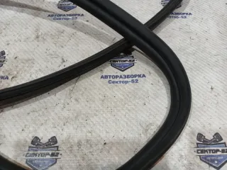 1765965 Уплотнитель крышки багажника Ford Focus 3 Арт 2-826257, вид 4