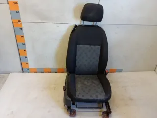 1366744 Сиденье переднее Ford Focus 2 Арт 2-828203, вид 1